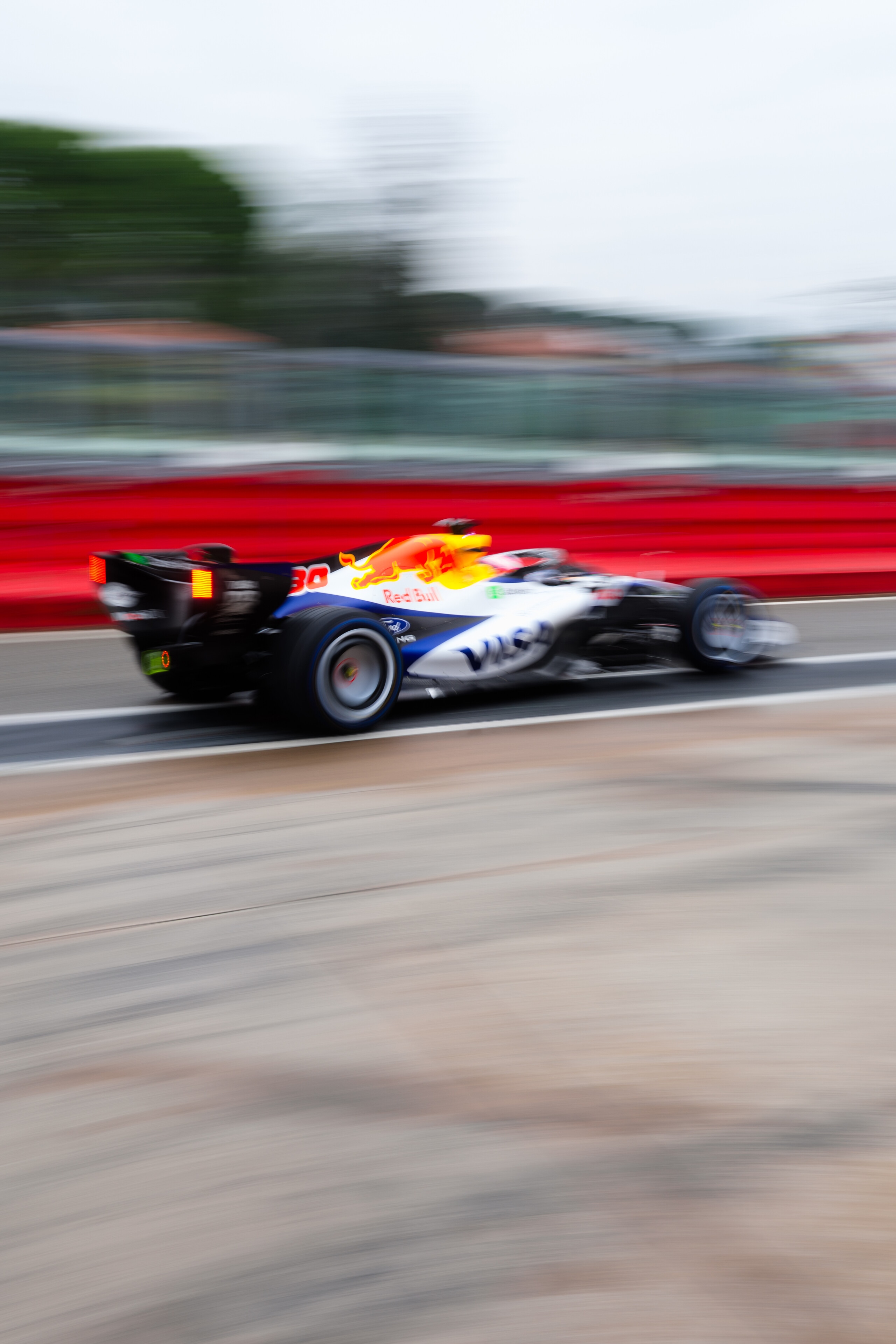 Liam Lawson drives the Visa Cash App Racing Bulls car at the 2026 Winter Filming Day on January 21, 2026 in Imola, Italy. PHOTO CREDIT: Red Bull Media House. License valid for earned editorial, press releases, press kits. All non-broadcast digital and online media Region: Global. This content is solely for editorial use and for providing individual users with information. Any storage in databases, or any distribution to third parties within the scope of commercial use, or for commercial use is permitted with written consent from Ford in Europe GmbH only.